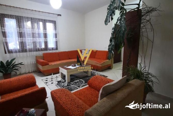 Shtepi me qera Apartament ne Tirane, 4+1, Mobilimi E mobiluar, Pagesa 1,400  Euro.