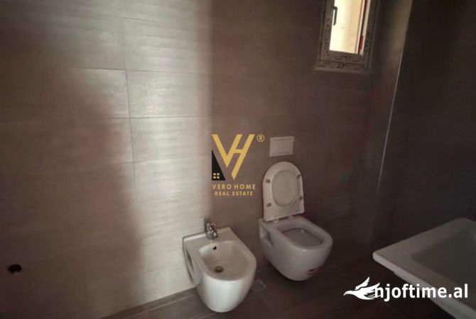 Shtepi me qera 2+1 ne Tirane - 600 Euro