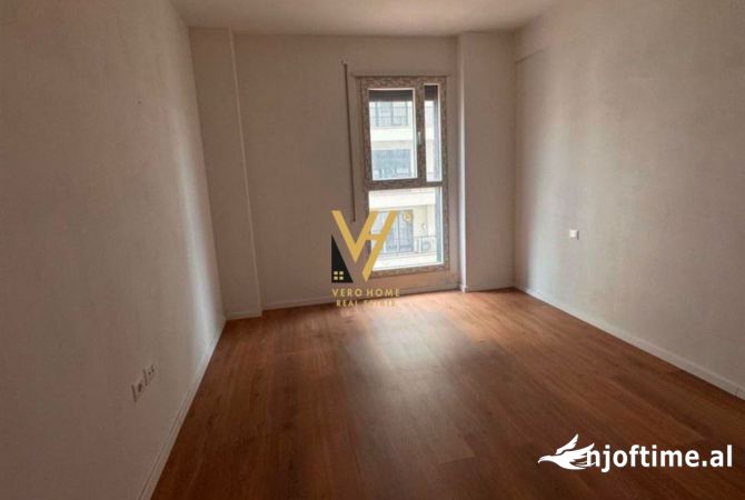 Shtepi me qera Apartament ne Tirane, 2+1, Mobilimi Pjeserisht e mobiluar, Pagesa 600  Euro.