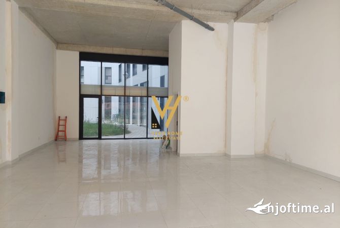 Ambient biznesi ne shitje 1+1 ne Tirane - 290,000 Euro