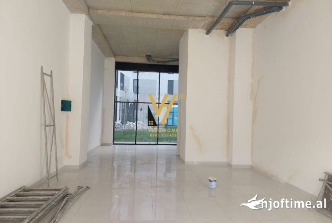 Ambient biznesi ne shitje 1+1 ne Tirane - 228,000 Euro