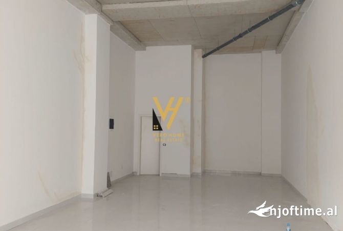 Ambient biznesi ne shitje 1+1 ne Tirane - 207,700 Euro
