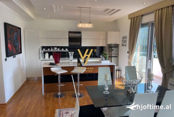 Shtepi me qera Apartament ne Tirane, 2+1, Mobilimi E mobiluar, Pagesa 2,000  Euro.