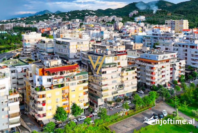 Shtepi ne shitje 4+1 ne Tirane - 448,500 Euro
