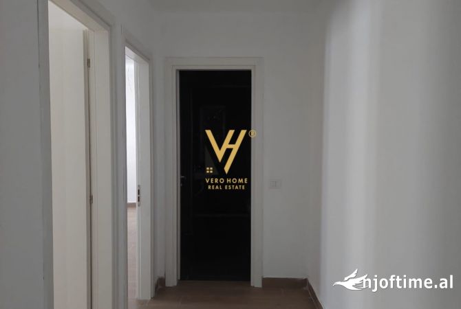 Shtepi ne shitje 1+1 ne Tirane - 120,000 Euro