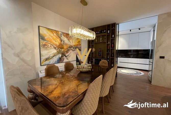 Shtepi me qera 3+1 ne Tirane - 4,000 Euro
