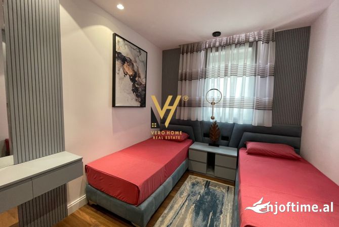 Shtepi me qera 3+1 ne Tirane - 4,000 Euro