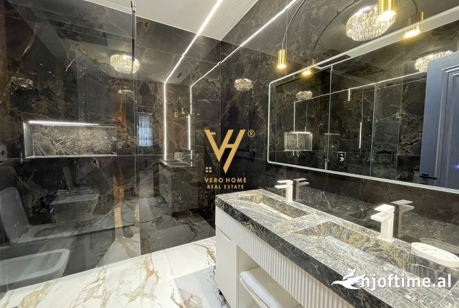 Shtepi me qera Vila Luksoze ne Tirane, 3+1, Mobilimi E mobiluar, Pagesa 4,000  Euro.