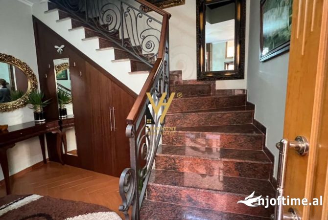 Shtepi me qera 4+1 ne Tirane - 1,300 Euro