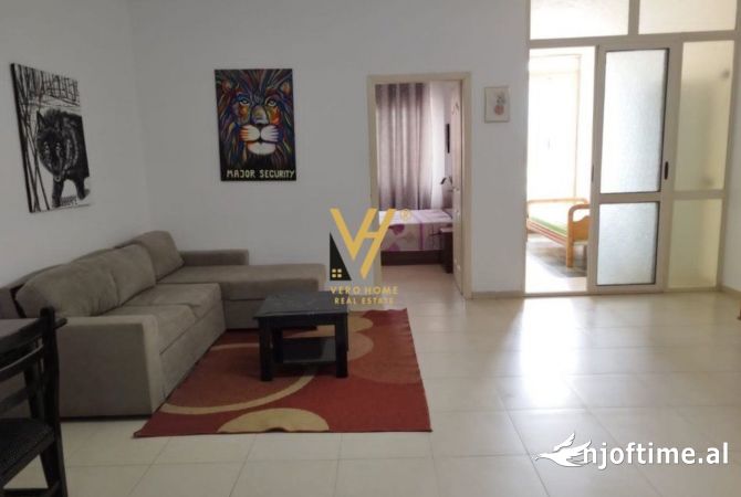 Shtepi me qera 1+1 ne Tirane - 380 Euro