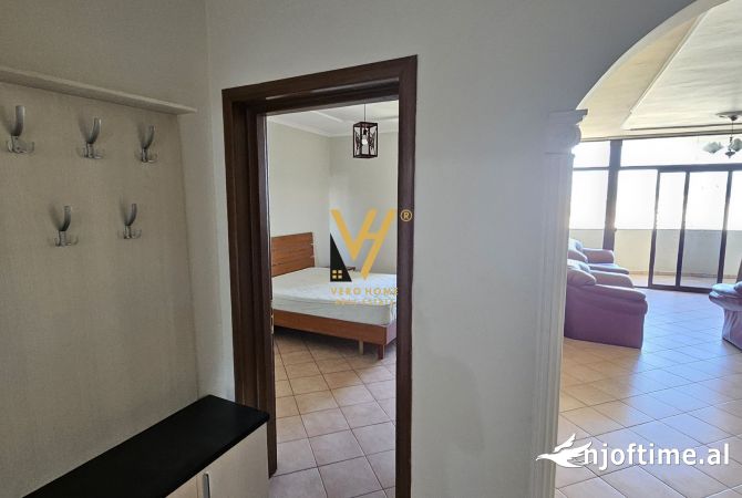 Shtepi me qera Apartament ne Tirane, 1+1, Mobilimi E mobiluar, Pagesa 550  Euro.