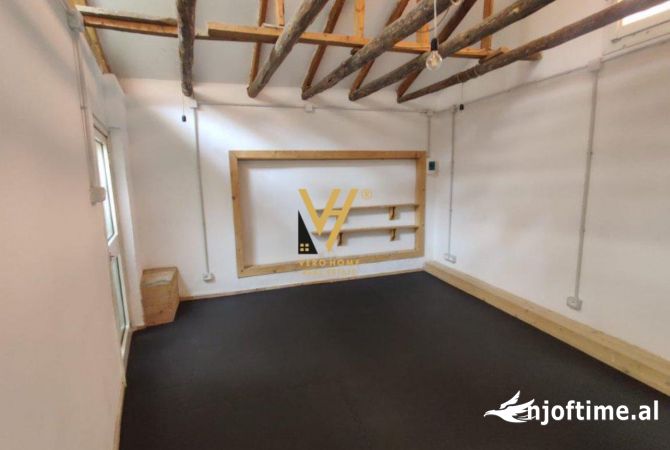 Ambient biznesi me qera 1+1 ne Tirane - 370 Euro