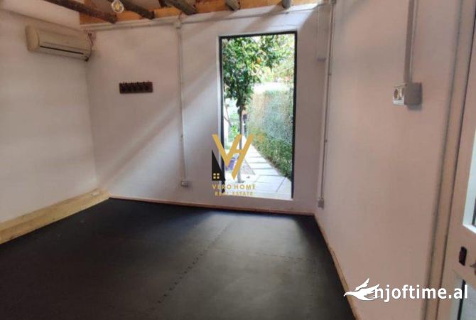 Ambient biznesi me qera 1+1 ne Tirane - 370 Euro