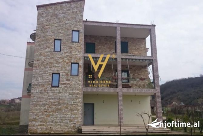 Shtepi ne shitje 3+1 ne Tirane - 250,000 Euro