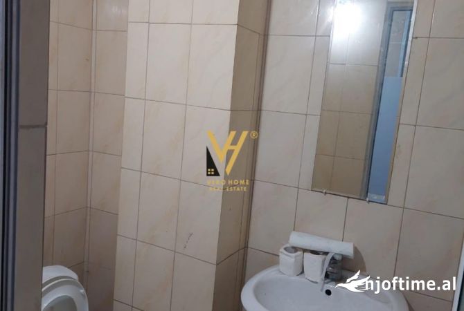 Ambient biznesi me qera 1+1 ne Tirane - 50,000 Leke