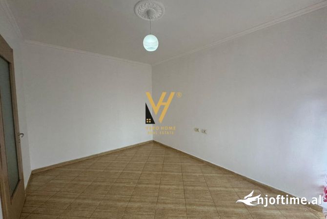 Shtepi ne shitje 1+1 ne Tirane - 92,000 Euro