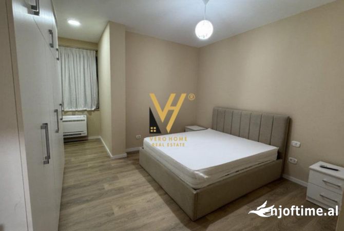 Shtepi me qera Apartament ne Tirane, 1+1, Mobilimi E mobiluar, Pagesa 700  Euro.