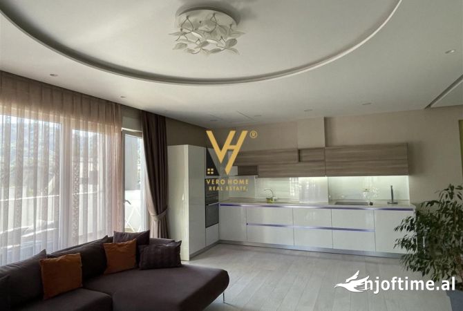 Shtepi me qera 3+1 ne Tirane - 1,100 Euro