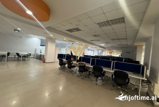 Ambient biznesi me qera 3+1 ne Tirane - 9,000 Euro