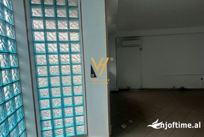 Ambient biznesi me qera 3+1 ne Tirane - 500 Euro