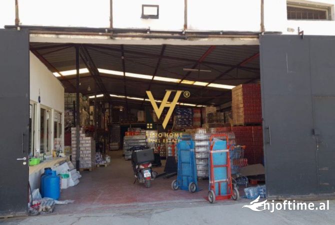 Ambient biznesi me qera 4+1 ne Tirane - 3,500 Euro