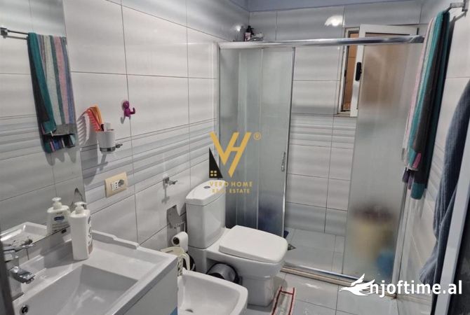 Shtepi me qera Apartament ne Tirane, 1+1, Mobilimi E mobiluar, Pagesa 500  Euro.