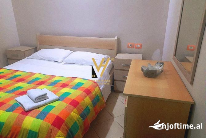 Shtepi me qera 3+1 ne Tirane - 1,200 Euro