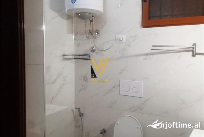 Shtepi me qera Apartament ne Tirane, 3+1, Mobilimi E mobiluar, Pagesa 1,200  Euro.