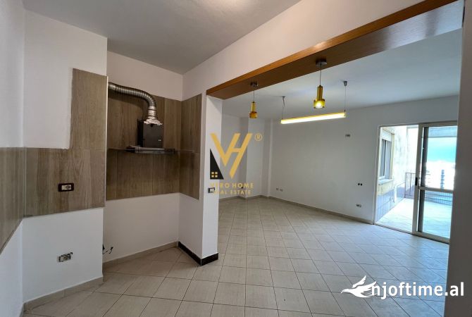 Shtepi ne shitje 2+1 ne Tirane - 178,000 Euro