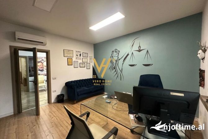 Ambient biznesi me qera 3+1 ne Tirane - 1,200 Euro