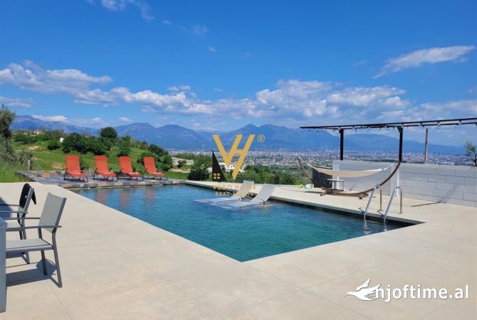 Luxury villas for rent in Tirana 5+1, Furnished