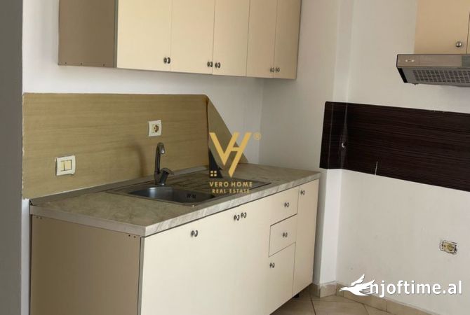 Shtepi ne shitje 1+1 ne Tirane - 85,000 Euro