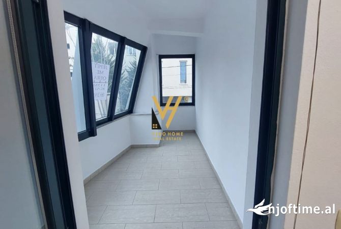 Ambient biznesi me qera 1+1 ne Tirane - 1,000 Euro