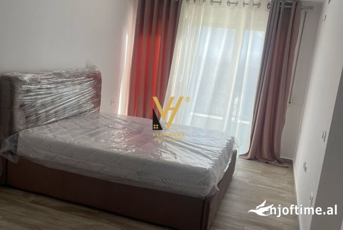 Shtepi me qera 3+1 ne Tirane - 1,200 Euro