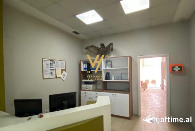 Ambient biznesi me qera 3+1 ne Tirane - 600 Euro