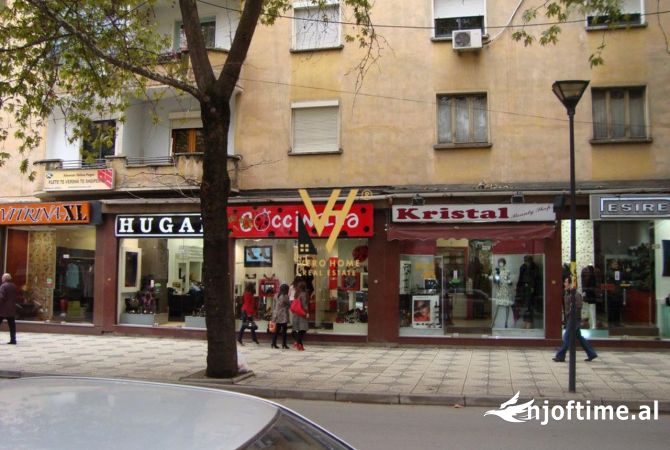 Ambient biznesi me qera 1+1 ne Tirane - 4,050 Euro