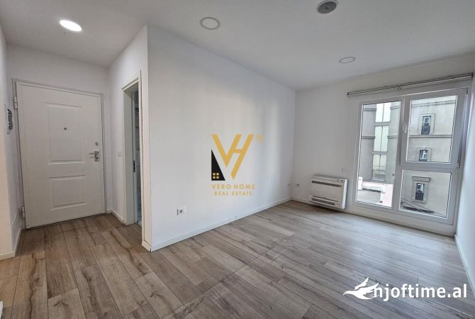 Ambient biznesi me qera 3+1 ne Tirane - 2,300 Euro