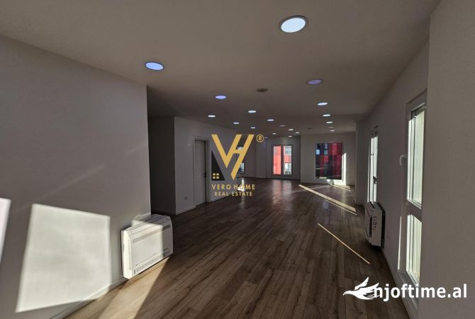 Ambient biznesi me qera 3+1 ne Tirane - 2,300 Euro