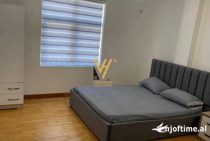 Shtepi me qera Apartament ne Tirane, 2+1, Mobilimi E mobiluar, Pagesa 50,000  Leke.