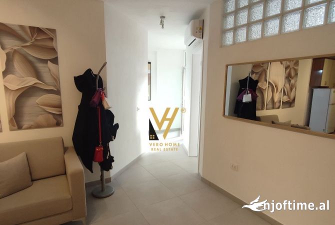 Ambient biznesi me qera 3+1 ne Tirane - 650 Euro