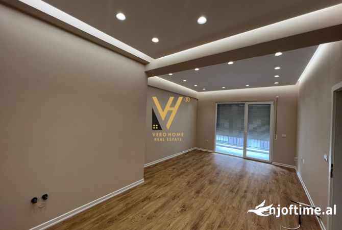 Ambient biznesi me qera 3+1 ne Tirane - 650 Euro