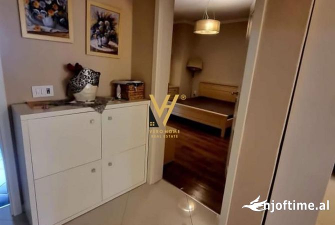 Shtepi me qera 3+1 ne Tirane - 1,100 Euro