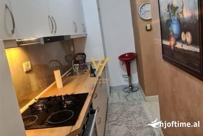 Shtepi me qera Apartament ne Tirane, 1+1, Mobilimi E mobiluar, Pagesa 600  Euro.