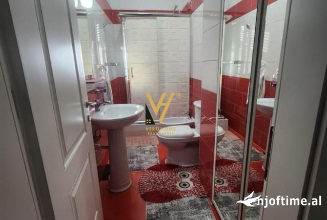 Shtepi ne shitje 2+1 ne Tirane - 140,000 Euro