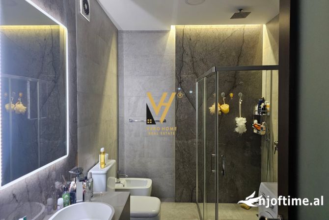 Shtepi me qera 2+1 ne Tirane - 2,500 Euro