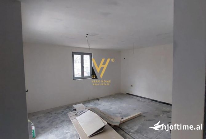 Shtepi ne shitje 4+1 ne Tirane - 239,000 Euro