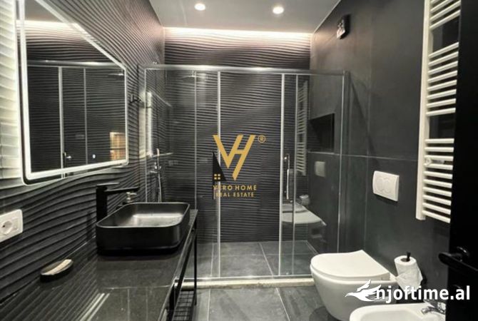 Shtepi me qera 2+1 ne Tirane - 1,500 Euro