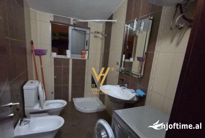 Shtepi me qera Apartament ne Tirane, 1+1, Mobilimi E mobiluar, Pagesa 650  Euro.