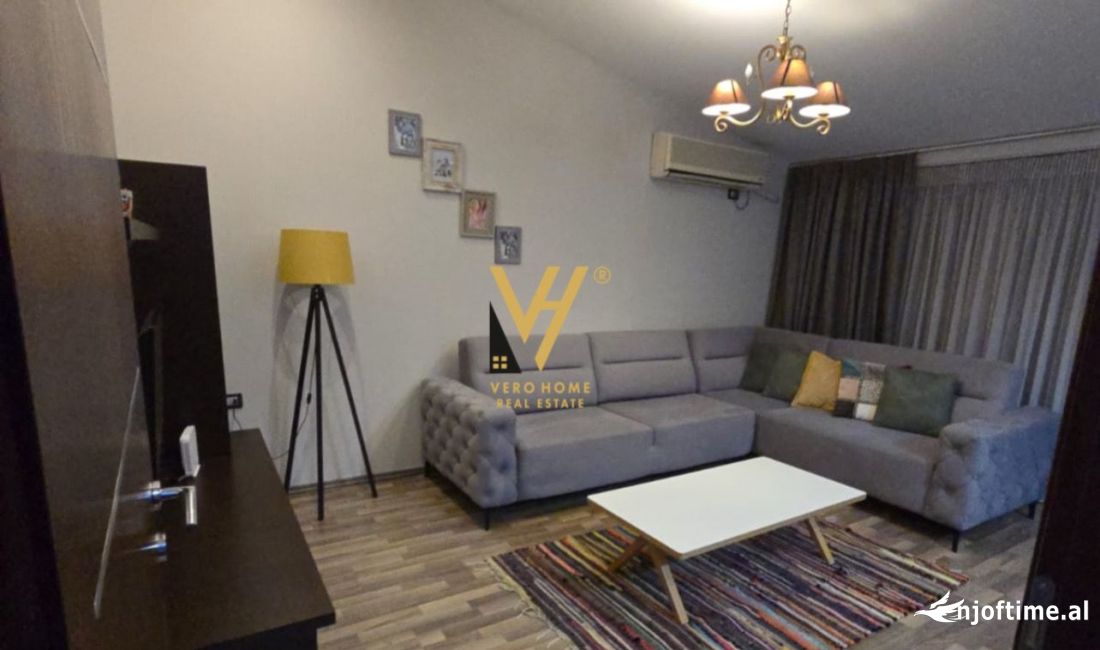 Shtepi me qera Apartament ne Tirane, 1+1, Mobilimi E mobiluar, Pagesa 650  Euro.