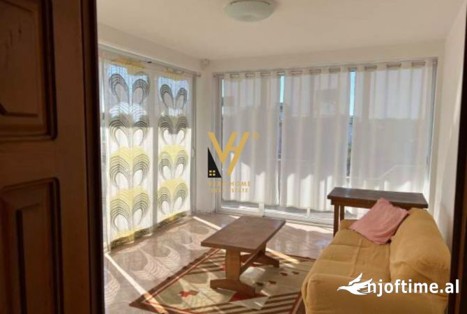 Shtepi ne shitje 7+1 ne Durres - 250,000 Euro